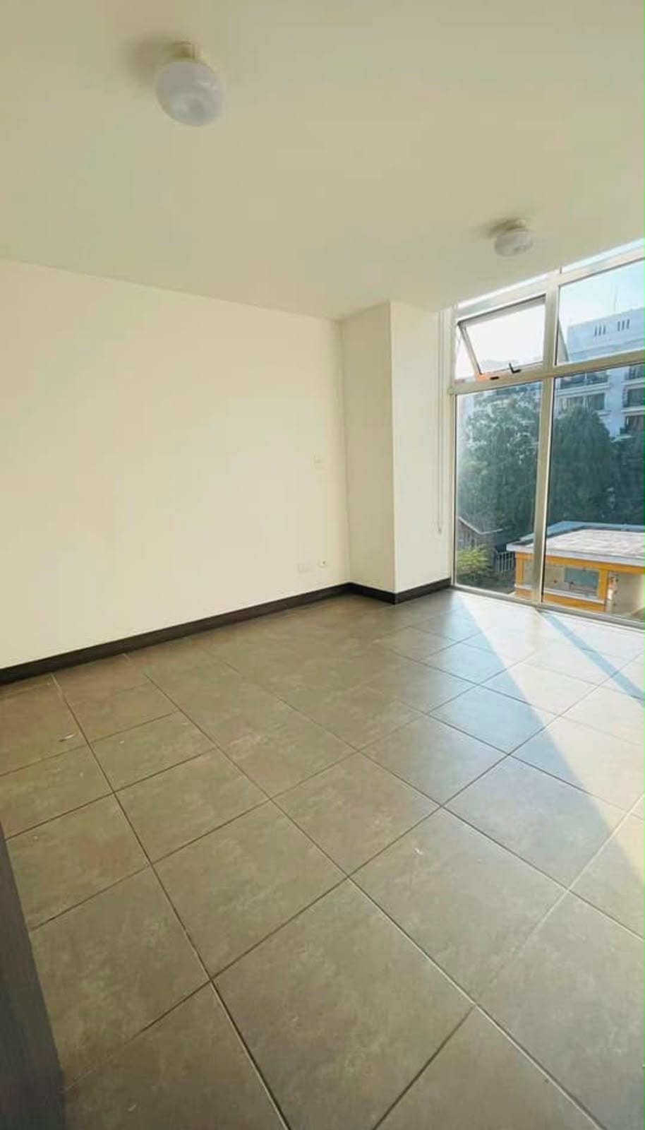 Rento apartamento zona 15 VH1 dentro de garita — foto 3 de 7